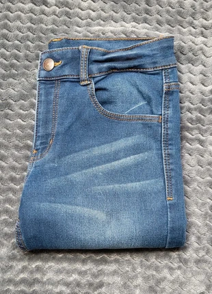 Jean Kiabi bleu foncé, marque: Kiabi, état: Très bon état, taille: 12 ans / 152 cm, 9,00 €, 10,15 € Protection acheteurs incluse