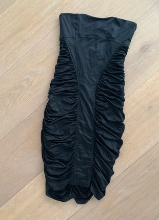 Little black dress bodycon strapless in S, marque: Mango, état: Très bon état, taille: S / 36 / 8, 10,00 €, 11,20 € Protection acheteurs incluse