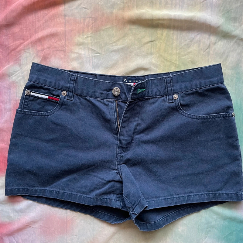 Vintage 90s Tommy Hilfiger Navy Blue Shorts 🫐 3