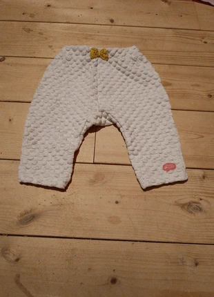 Pantalon fille 6 mois, brand: Disney, condition: Very good, size: 6-9 months / 68 cm, €2.99, €3.84 includes Buyer Protection