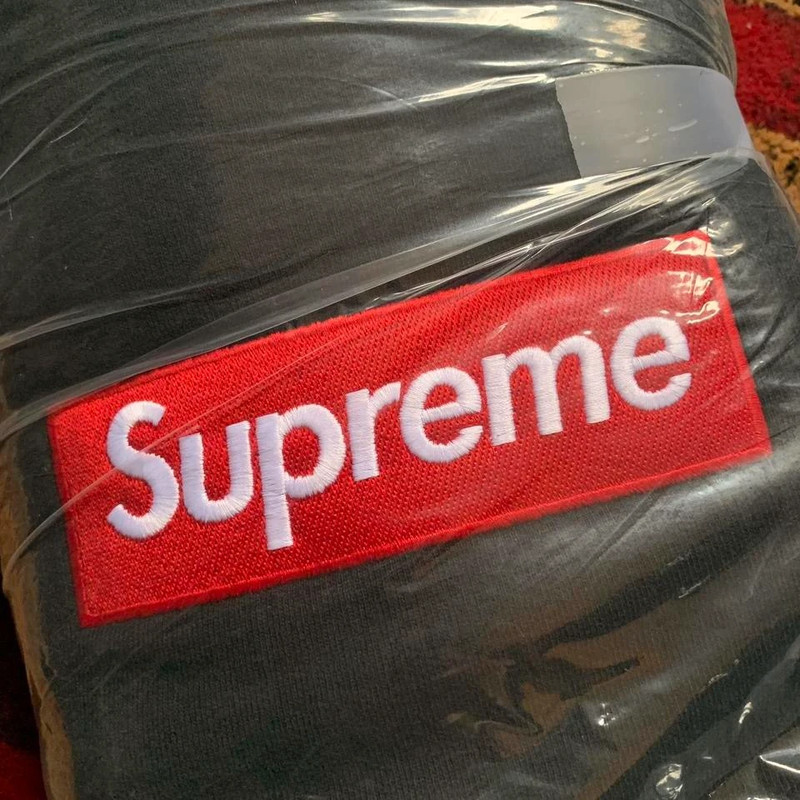 Supreme Box Logo Crewneck 'Black' (FW22) Large