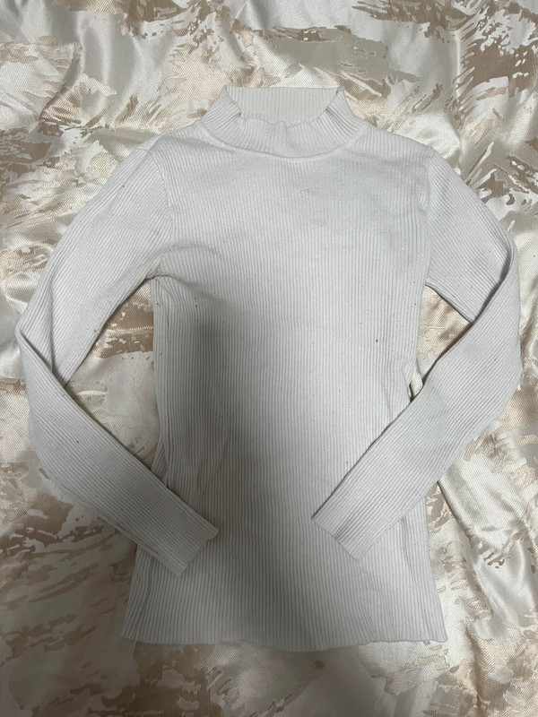 White ribbed mock neck 1