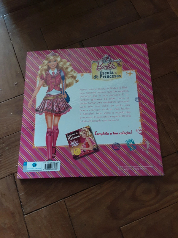 Barbie- Livro Segredos de Princesa