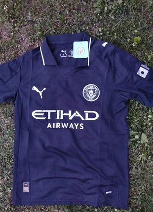 Maillot Manchester City Taille S, marke: Puma, zustand: Neu, mit Etikett, größe: S, 18,00 €, 19,60 € inklusive Vinted-Käuferschutz