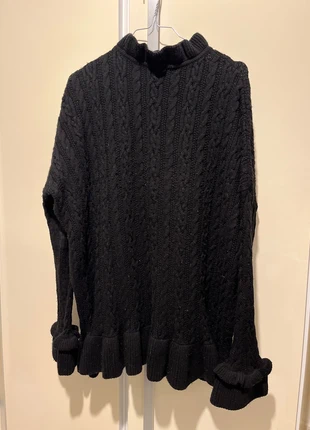 Maxi Maglione nero con trecce, brand: Tezenis, condizioni: Buone, taglia: L / IT 44 / EU 40, €2.00, €2.80 include la Protezione acquisti