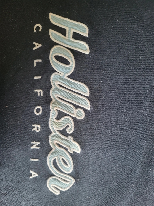 Hollister Tshirt 2