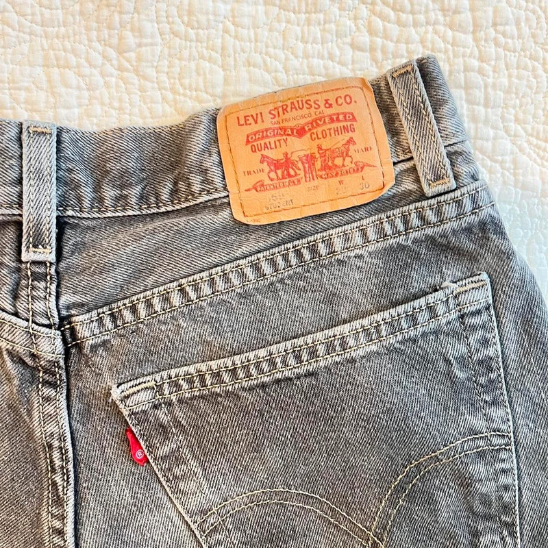 Levi's acid washed gray high waisted cut off shorts 5