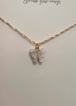 🌸 Collier papillon nacré doré – Neuf avec étiquette, état: Neuf avec étiquette, 3,50 €, 4,38 € Protection acheteurs incluse