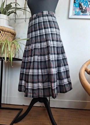 Plaid, pleated midi skirt, S., merk: C&A, staat: Goed, maat: S / 36 / 8, € 15,00, € 16,45 inclusief Kopersbescherming