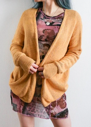 Yellow cardigan | Gilet jaune orangé, marque: BDG, état: Très bon état, taille: XS / 34 / 6, 12,00 €, 13,30 € Protection acheteurs (Pro) incluse