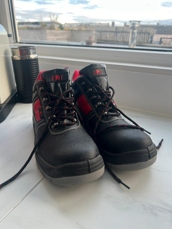 Black Work Boots Men s Vinted