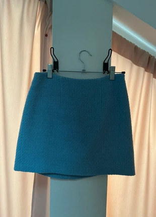 Light blue tweed skirt from Mango, merk: Mango, staat: Heel goed, maat: XS / 34 / 6, € 5,00, € 5,95 inclusief Kopersbescherming