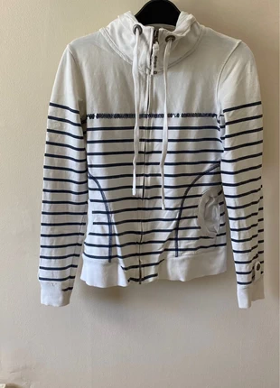 veste bershka , marca: Bershka, estado: Muito bom, tamanho: S / 36 / 8, €3.00, €3.85 inclui Proteção do Comprador