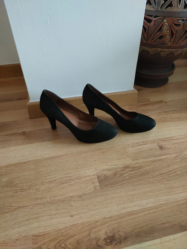Zapatos salón negros de ante de Zendra Basic Vinted