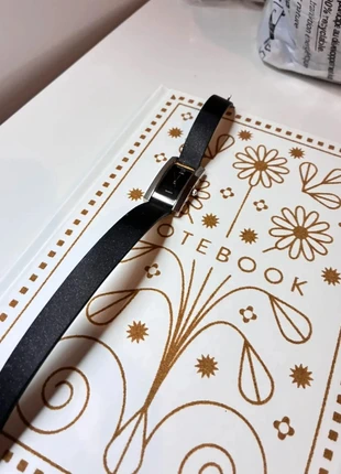 Montre longue cadran rectangle noir quartz 43cm, marke: Quartz, zustand: Gut, größe: Einheitsgröße, 10,00 €, 11,20 € inklusive Vinted-Käuferschutz