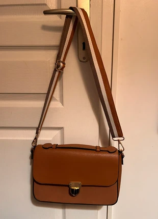 Sac bandoulière, marque: Camel, état: Neuf sans étiquette, 15,00 €, 16,45 € Protection acheteurs incluse