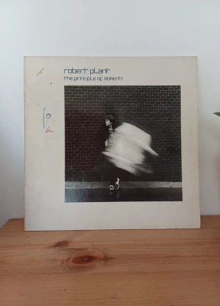 Vinyle original 1983 Robert Plant album The principle of moments, état: Très bon état, 20,00 €, 21,70 € Protection acheteurs incluse
