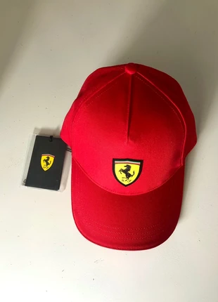 cappellino Ferrari originale nuovo, brand: Ferrari, condizioni: Nuovo con cartellino, taglia: Taglia unica, €28.00, €30.10 include la Protezione acquisti