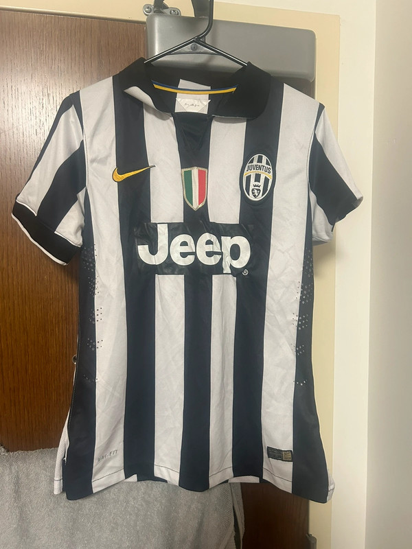 Pogba juventus football shirt Vinted