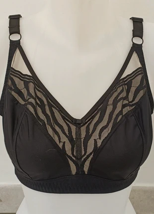 Soutien-gorge Soft, marque: Gorteks, état: Neuf avec étiquette, taille: 105D, 10,00 €, 11,20 € Protection acheteurs incluse