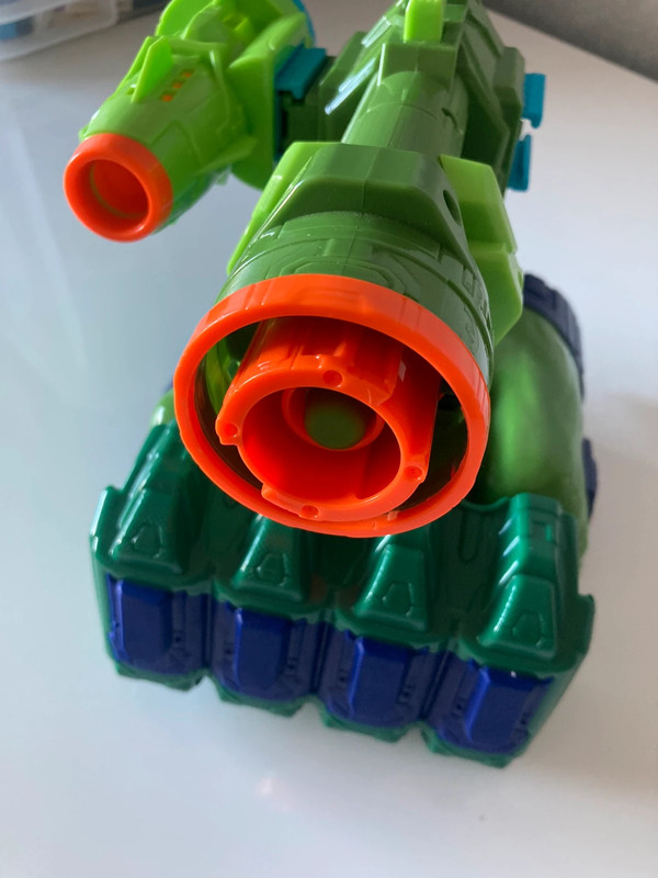 Incredible Hulk nerf gun with detachable parts 1