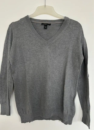 Pull gris col V Mango - Taille L (convient également à un M), coupe ajustée, brand: Mango, condition: New without tags, size: L / 40 / 12, €7.50, €8.58 includes Buyer Protection