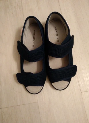 Pantoufles "confort medical" Gibaud, merk: GIBAUD, staat: Nieuw met prijskaartje, maat: 45, € 13,00, € 14,35 inclusief Kopersbescherming