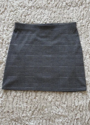 Schwarz-grau karierter Minirock – H&M Divided, marke: H&M Divided, zustand: Sehr gut, größe: S / 36 / 8, 10,00 €, 11,20 € inklusive Vinted-Käuferschutz