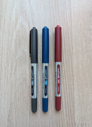 Lot de stylo gel Uni ball eye, brand: EYE, condizioni: Nuovo senza cartellino, €3.00, €3.85 include la Protezione acquisti