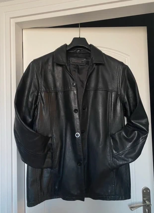 Leather jacket vintage/Cazadora cuero vintage 90s, marque: Local, état: Très bon état, taille: L / 40 / 12, 28,00 €, 30,10 € Protection acheteurs incluse