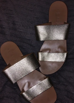Made in Italy Gold Metallic Leather Slide Sandals EU 38 (UK 5), brand: Made In Italy, condition: Good, size: 5, £8.00, £9.10 includes Buyer Protection