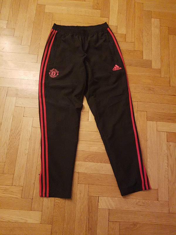 Pantaloni tuta Adidas climalite manchester Vinted