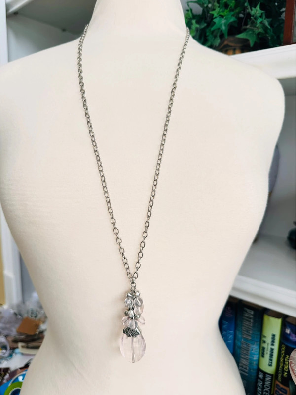 Silver and crystal necklace 1