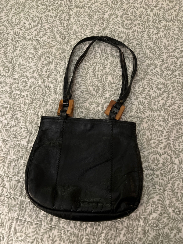 Vintage Genuine Leather Purse from Hong Kong 1