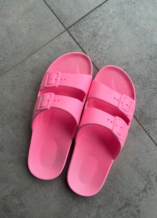 Sandales Freedom Moses 39-40, merk: Freedom Moses, staat: Heel goed, maat: 40, € 20,00, € 21,70 inclusief Kopersbescherming