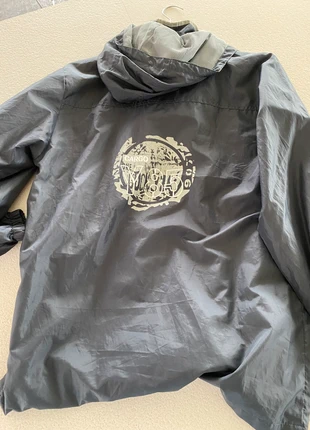 Regenjas, brand: Decathlon, condizioni: Ottime, taglia: 16 anni / 176 cm, €5.00, €5.95 include la Protezione acquisti