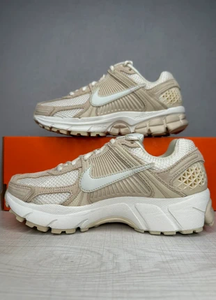 Nike Zoom Vomero 5, brand: Nike, condition: Very good, size: 35.5, €84.00, €88.90 includes Buyer Protection Pro