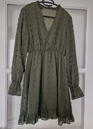 Robe verte pois, marca: Boutique Parisienne, estado: Muito bom, tamanho: M / 38 / 10, €3.00, €3.85 inclui Proteção do Comprador