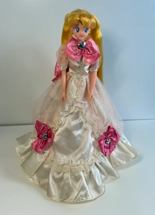 Sailor moon doll poupée wedding dress rare vintage, brand: Bandai, condizioni: Discrete, taglia: Prematuri, fino a 44 cm, €149.00, €157.15 include la Protezione acquisti Pro