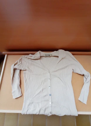 Cárdigan beige clásico, brand: Fórmula Joven, condizioni: Nuovo senza cartellino, taglia: M / IT 42 / EU 38, €4.50, €5.43 include la Protezione acquisti