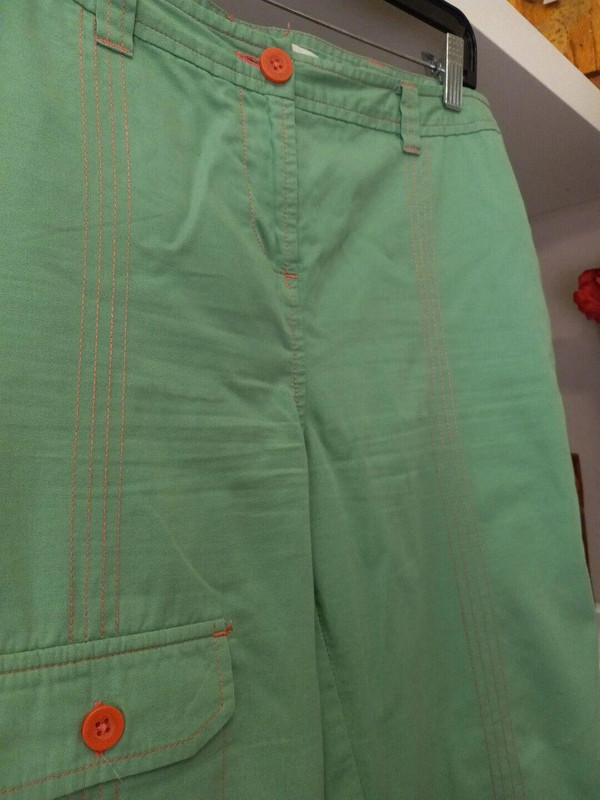 Tommy Hilfiger Women Cargo Cropped Green Pink Pants Size 10 Cotton 4