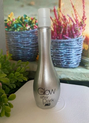 🌙 Miniature NEUVE Glow After Dark – Jennifer Lopez – Collector 7,5 ml 🎵, marque: Jennifer Lopez, état: Neuf avec étiquette, 11,00 €, 12,25 € Protection acheteurs incluse