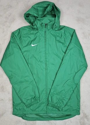 Veste coupe-vent Nike Team Rain Jacket verte homme M imperméable capuche mesh sport training, marke: Nike, zustand: Neu, mit Etikett, größe: M, 34,00 €, 36,40 € inklusive Vinted-Käuferschutz