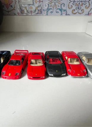 Ferrari auto’s, merk: Shell, staat: Veelgebruikt, maat: Prematuur, tot 44 cm, € 15,00, € 16,45 inclusief Kopersbescherming