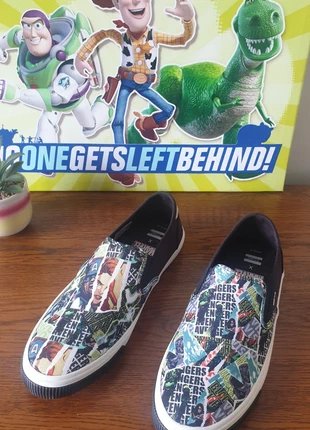 Baskets basse avengers marvel toms 43,5 neuf, marca: Toms, estado: Nuevo con etiquetas, tamaño: 43,5, 72,00 €, 76,30 € Protección al comprador incluida