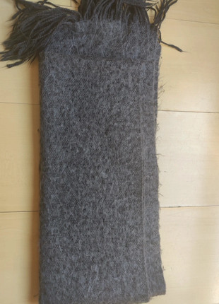 Grande écharpe grise foncée 