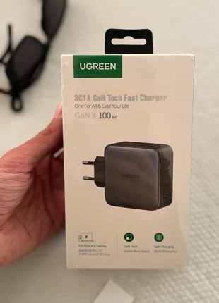 Macbook | Nexode 100W USB C Charger with 4 Ports, merk: Ugreen, staat: Nieuw zonder prijskaartje, € 50,00, € 53,20 inclusief Kopersbescherming