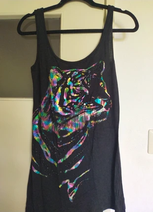 Hempje met tijger, staat: Heel goed, maat: M / 38 / 10, € 2,00, € 2,80 inclusief Kopersbescherming