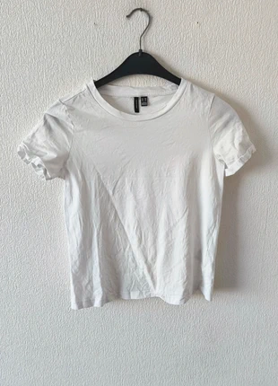 Basic t shirt Vero Moda maat xs, marca: Vero Moda, estado: Muito bom, tamanho: XS / 34 / 6, €1.50, €2.28 inclui Proteção do Comprador Pro