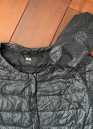 Doudoune fine Noir à pois blanc Ultra Light Down, marca: Uniqlo, estado: Nuevo sin etiquetas, tamaño: S / 36 / 8, 65,00 €, 68,95 € Protección al comprador incluida